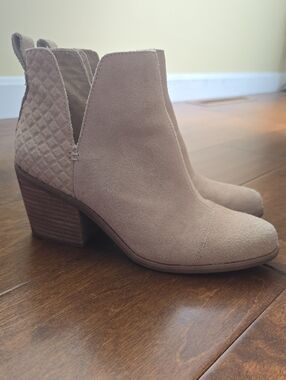 TOMS Ankle Booties in Taupe - Women's Stylish Block Heel Size US W 7.5